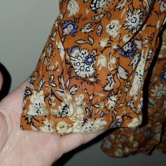 OLD NAVY MUSTARD BOHO FLORAL TOP SIZE MEDIUM - Picture 3 of 6